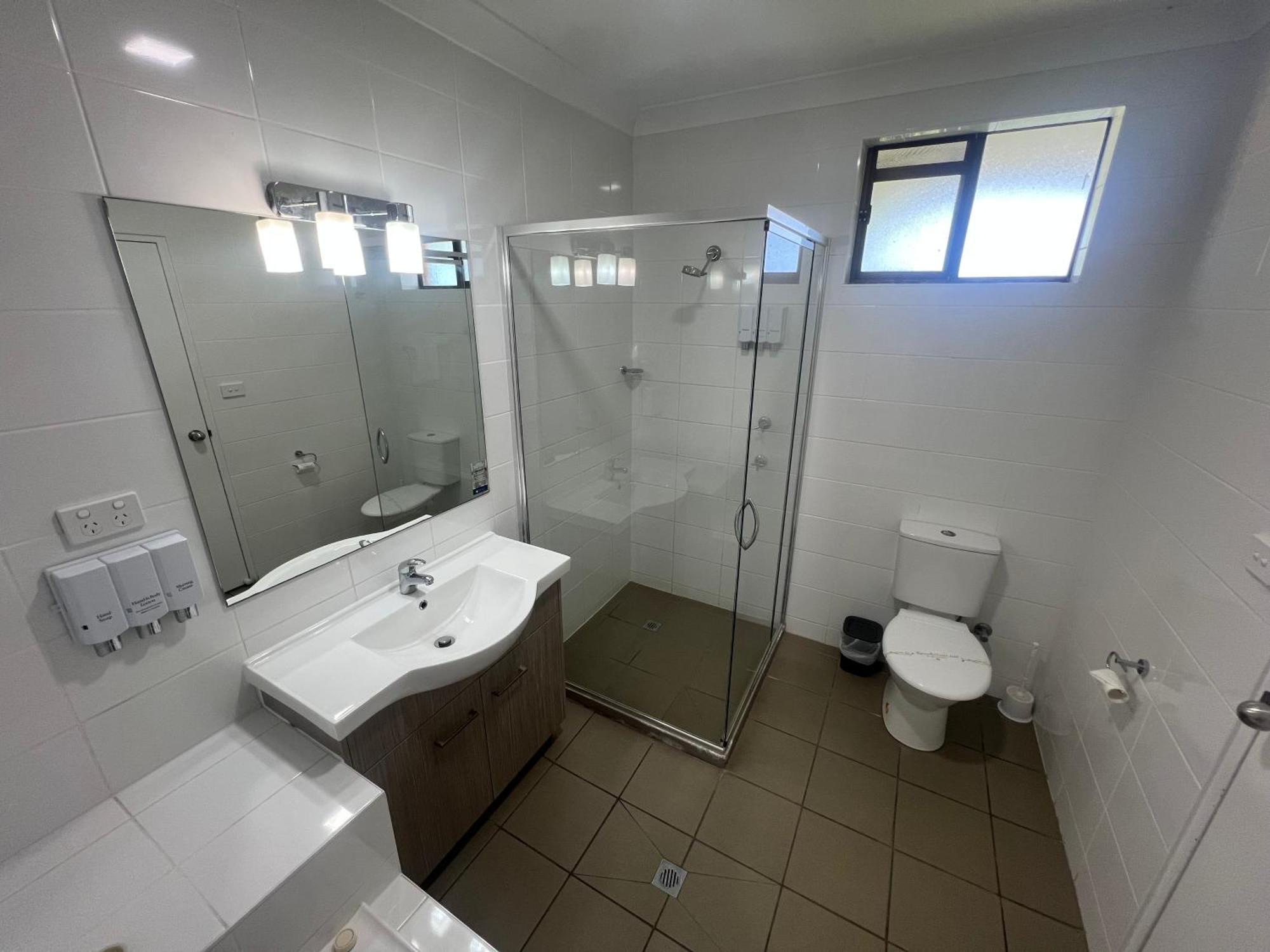 Adelong Motel Нарабри Екстериор снимка