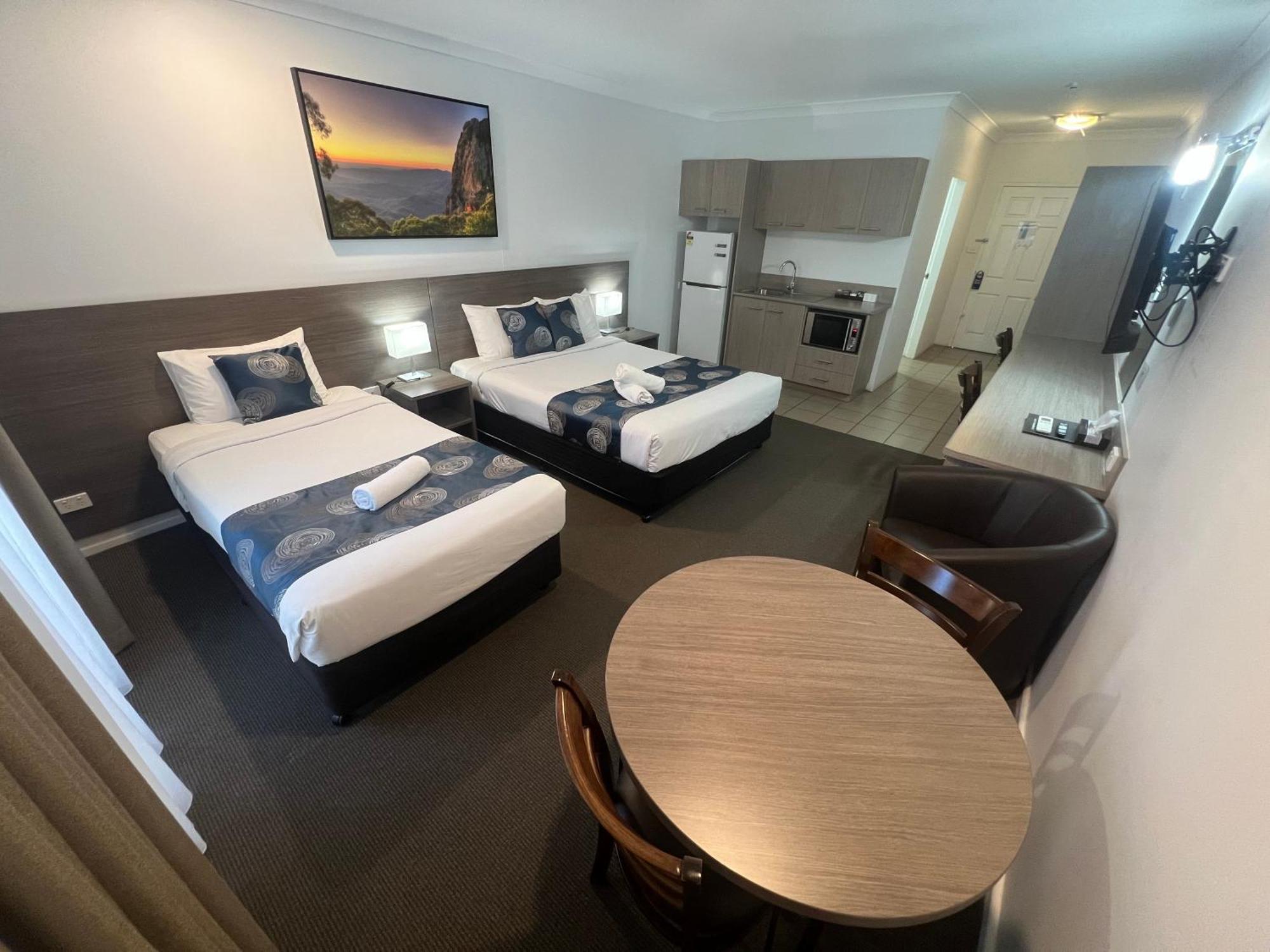 Adelong Motel Нарабри Екстериор снимка